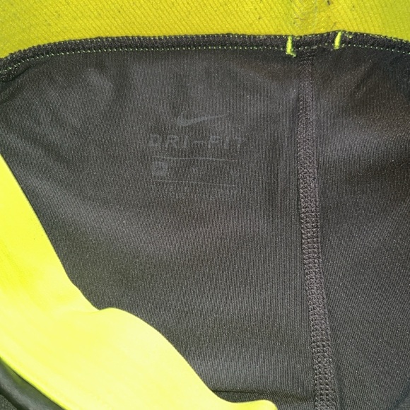 2 pairs of Nike Pro spandex - Picture 6 of 8